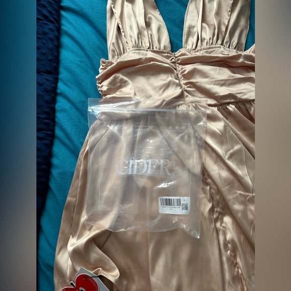 Solid Satin Ruched Mini Dress - Picture 4 of 8